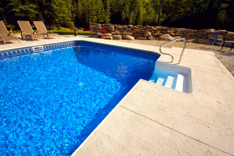 Accesorios para piscinas en Santa Coloma de Gramenet